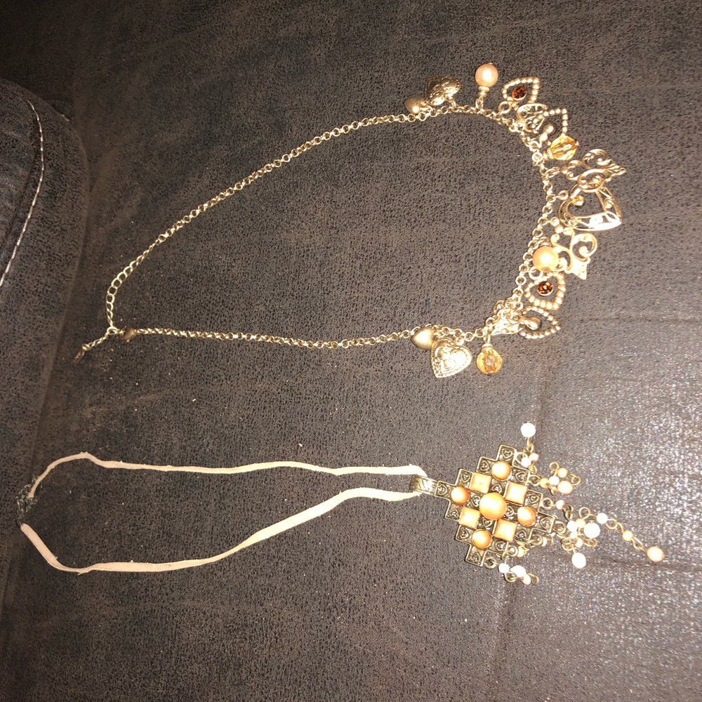Necklace - Picture 2 of 2
